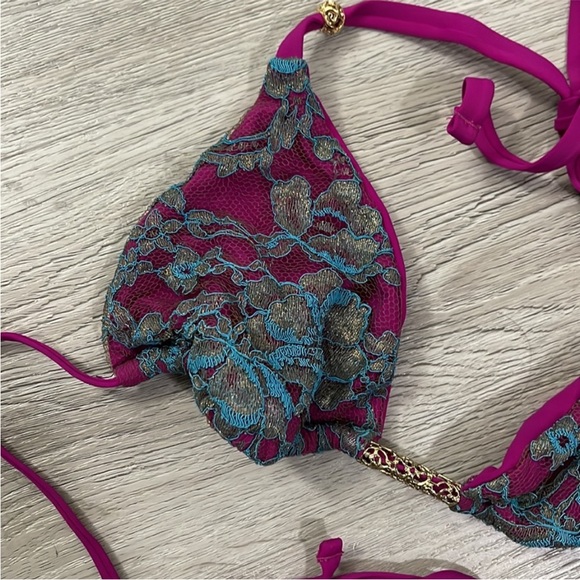 “Every Breath You Take” Bikini Top - Picture 5 of 7